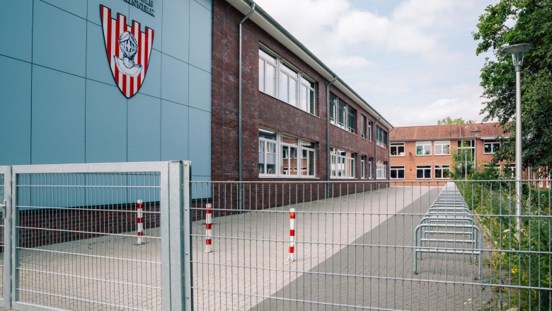 Insgesamt wurden in den letzten Jahren rund 7 Millionen Euro in die Schulen investiert.